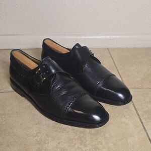 Mezlan Black Leather Buckle Oxfords